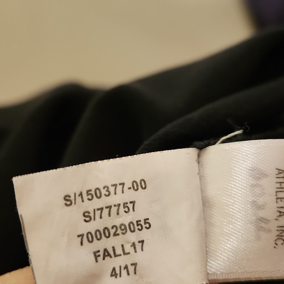 ❤️ ATHLETA WASHABLE SILK POPVER TUNIC TOP, BLACK, XS - Picture 8 of 11